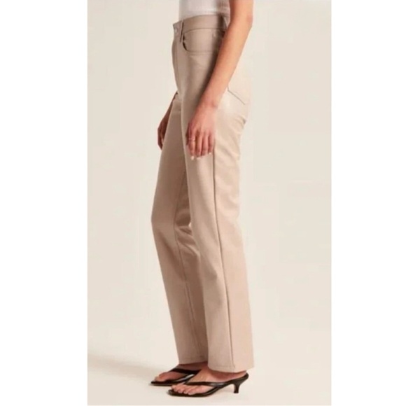 ABERCROMBIE & FITCH The '90s Straight Ultra High Rise Vegan Leather Pants - Picture 14 of 15